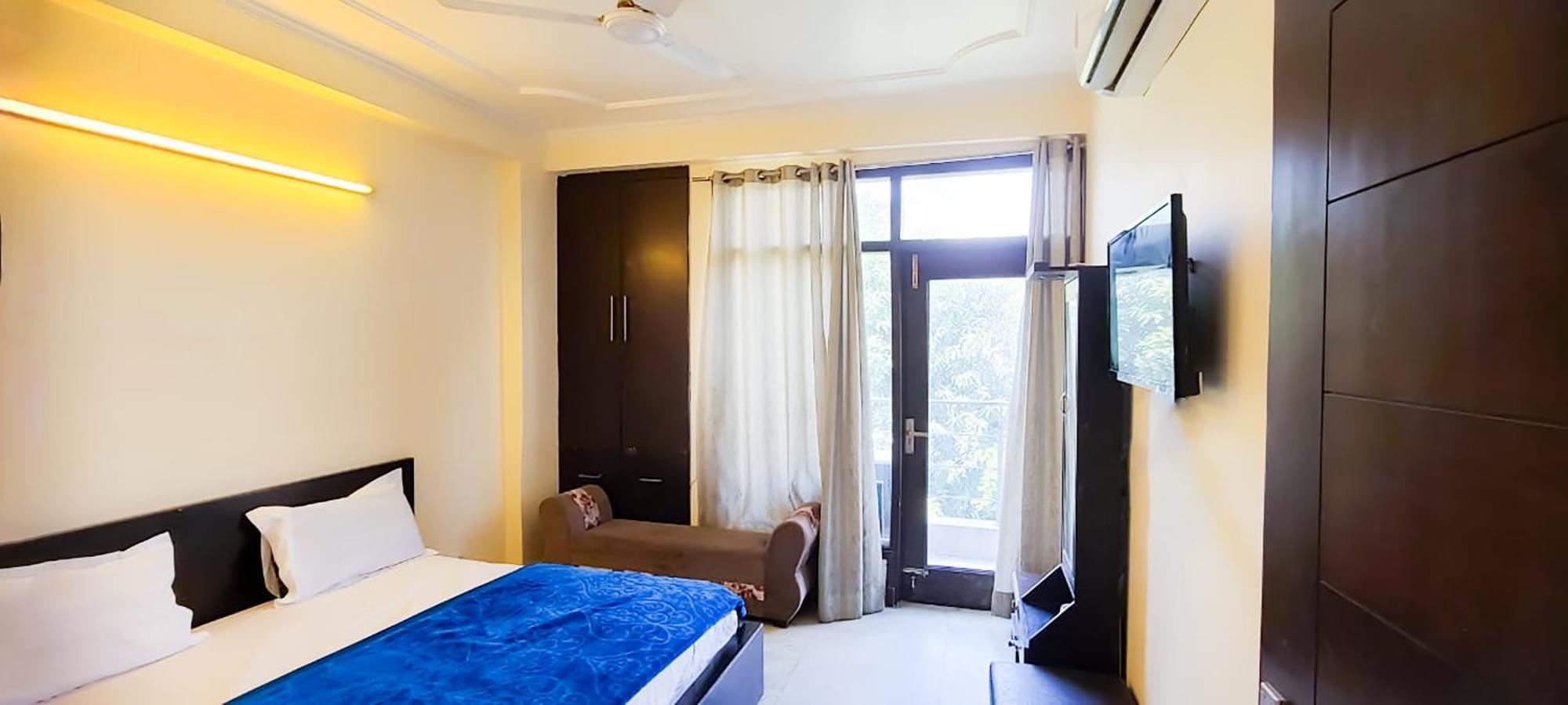 Couette-café Jagannath By Roomshal New Delhi